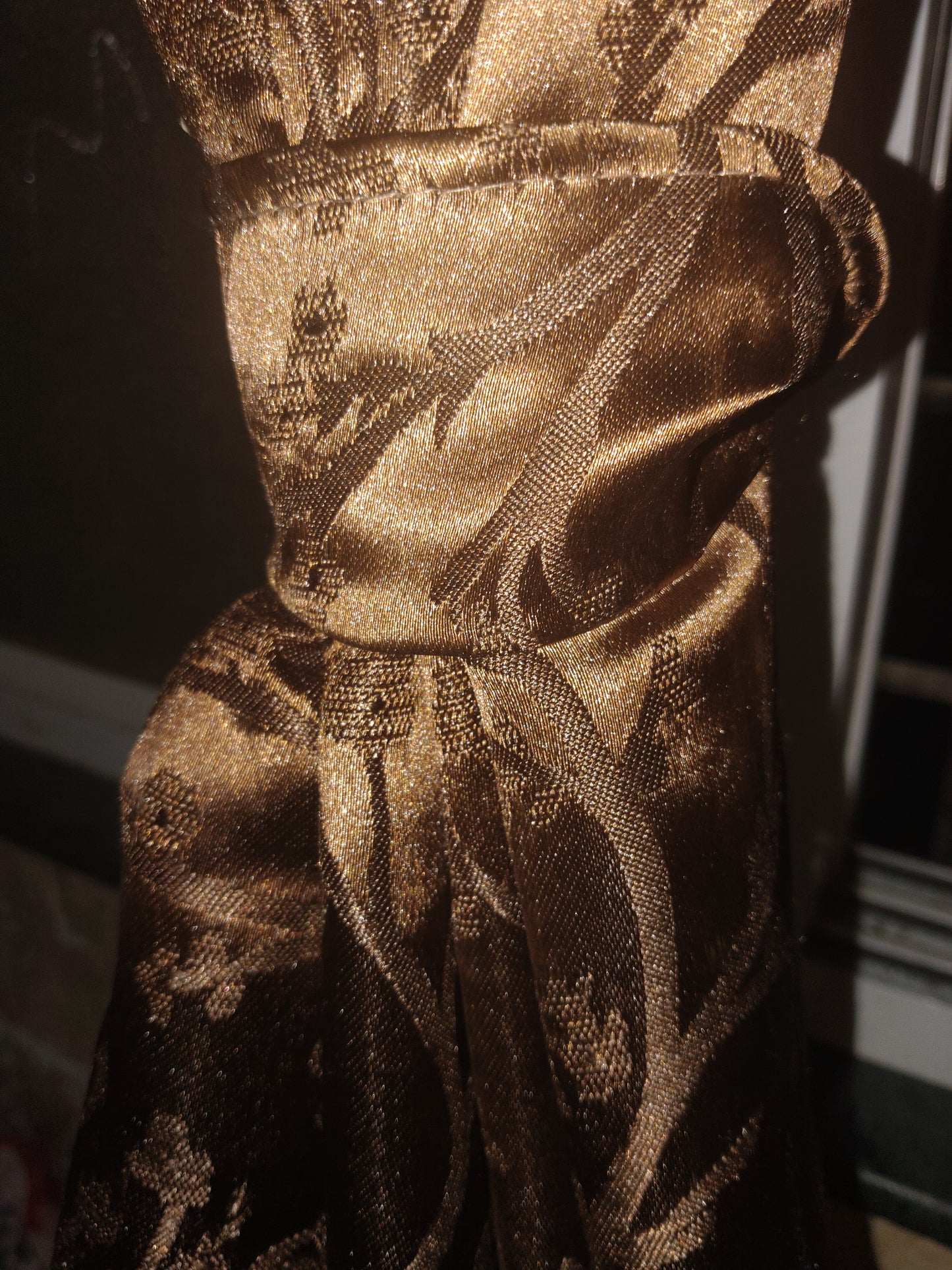 "Feel the Royal Touch ā Premium Handcrafted Curtain (Only 1 Left!) | Luxury Fabric & Elegant Design"
