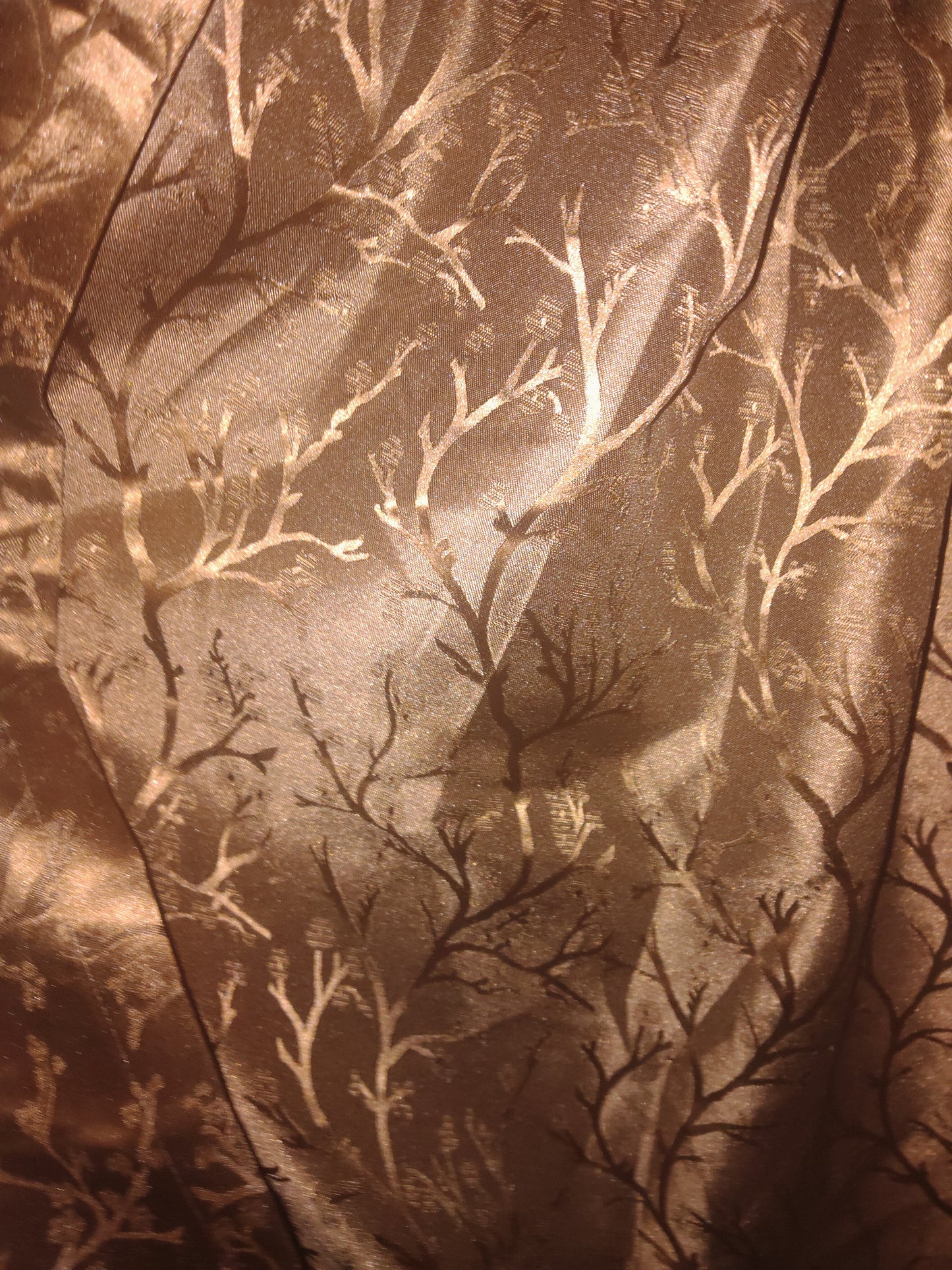 "Feel the Royal Touch ā Premium Handcrafted Curtain (Only 1 Left!) | Luxury Fabric & Elegant Design"